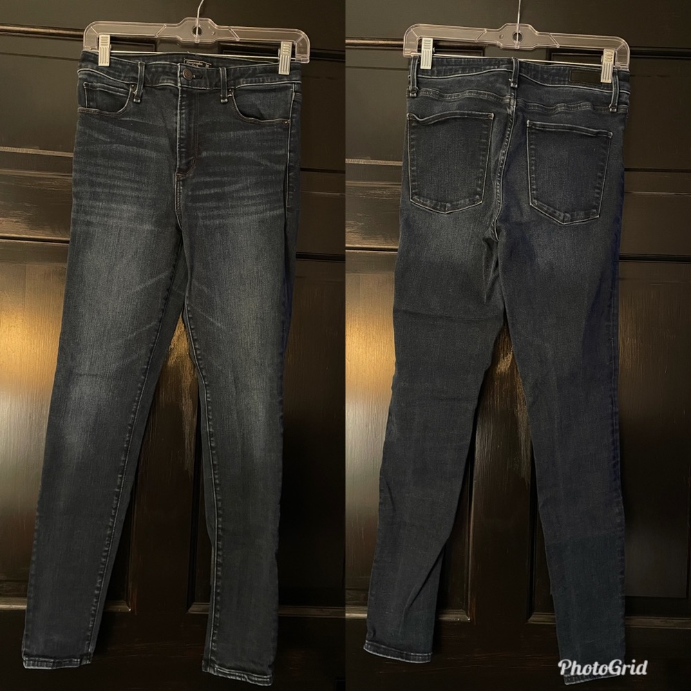 Abercrombie High Rise Skinnies